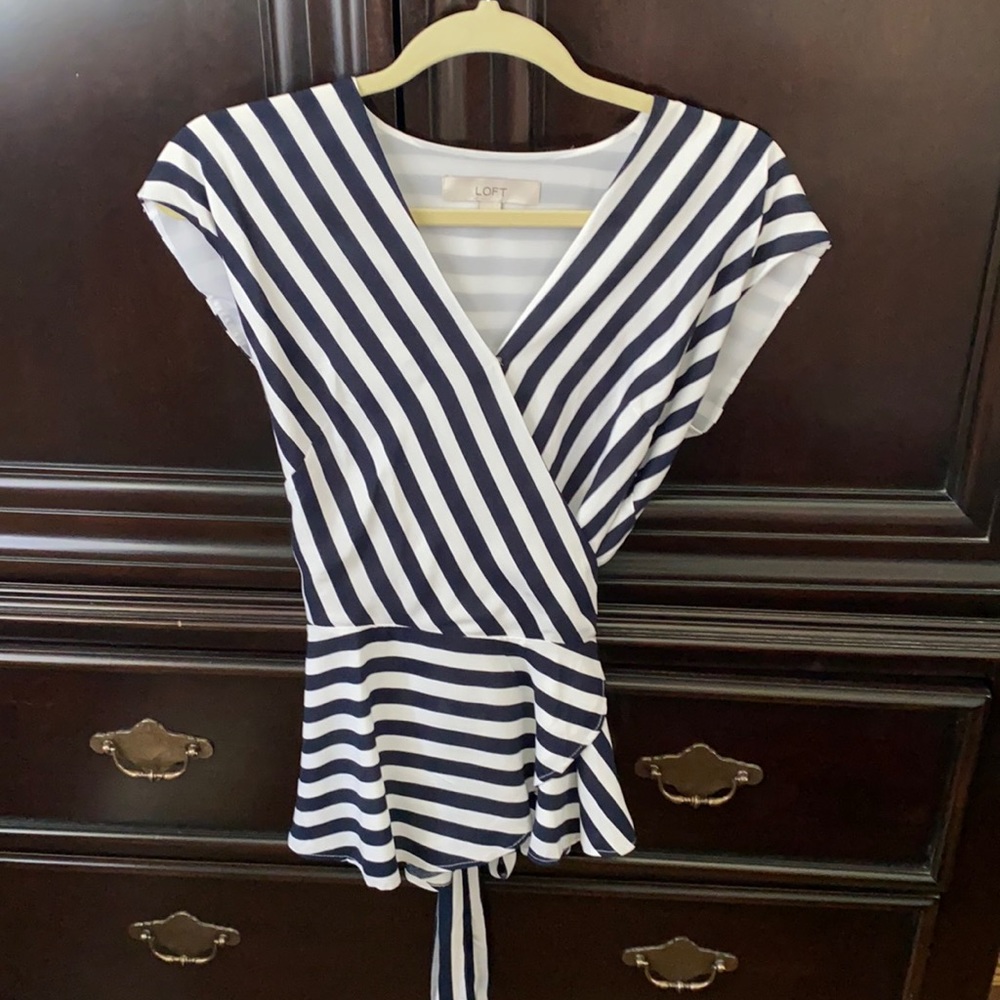 LOFT wrap top